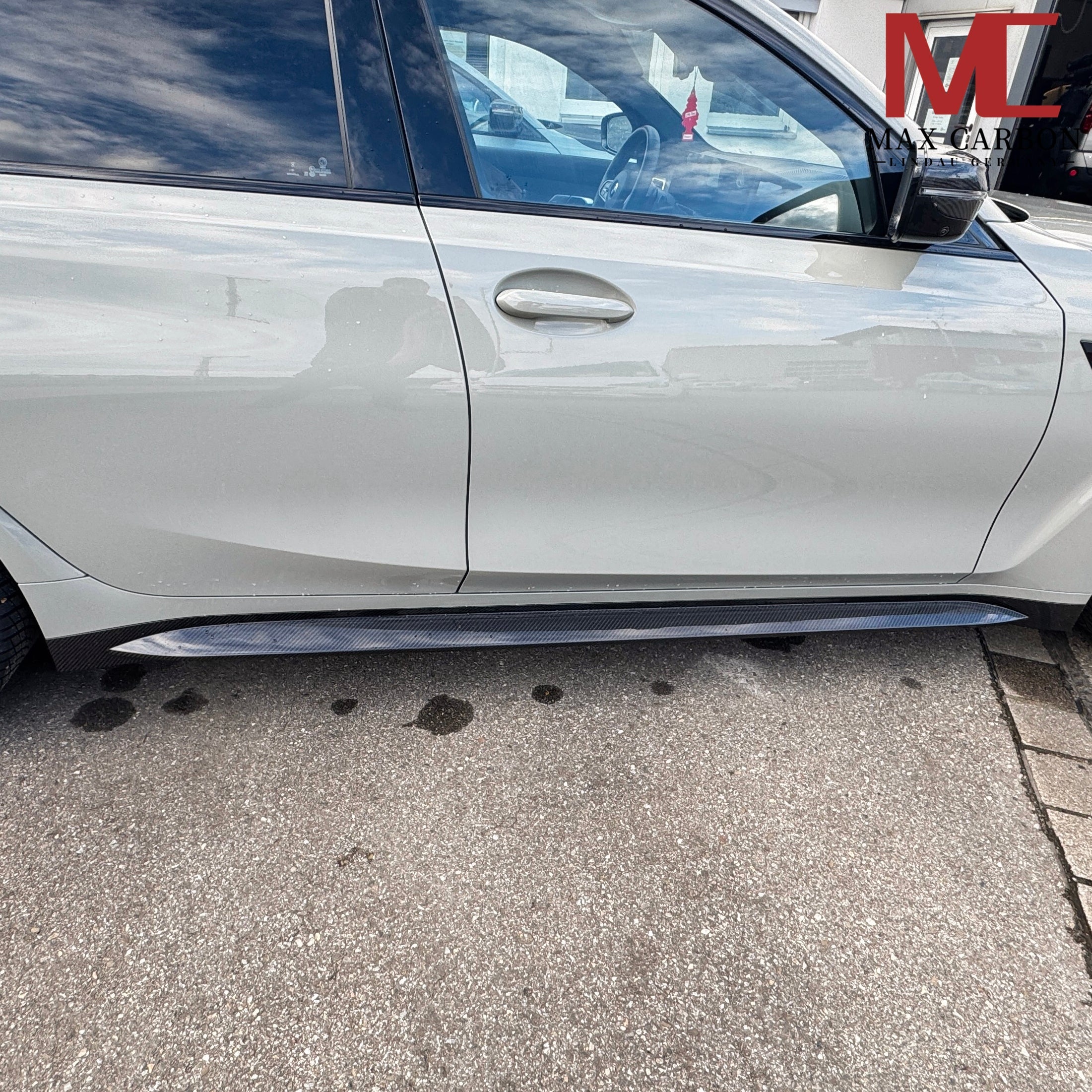 Dry Carbon Seitenschweller für BMW M4 G82 G83 mit Teiletypgenehmigung (TTG)   Max Carbon