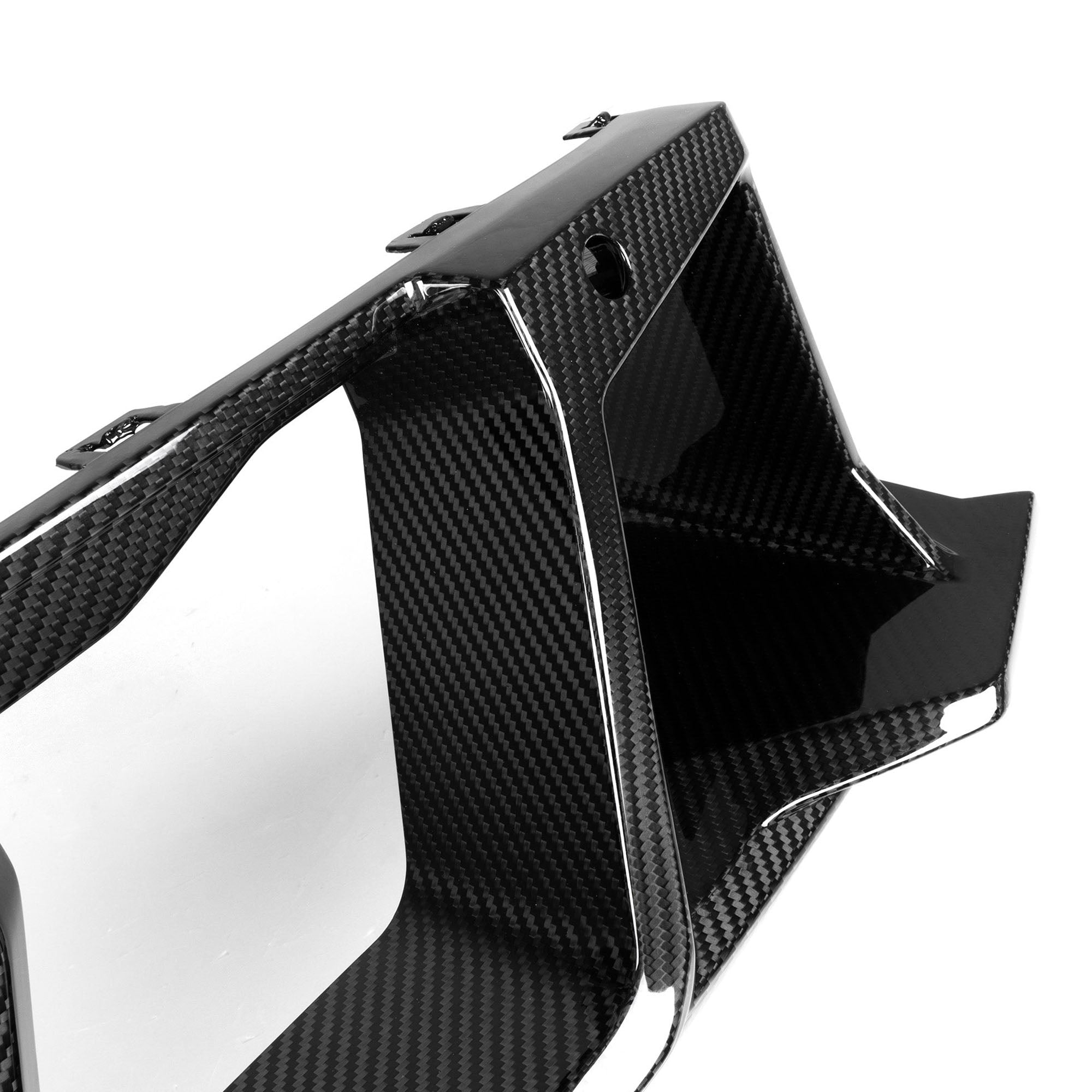 Mittlere Stoßstangenverkleidung aus PrePreg Carbon für BMW M2 G87   FLOW DOWN®