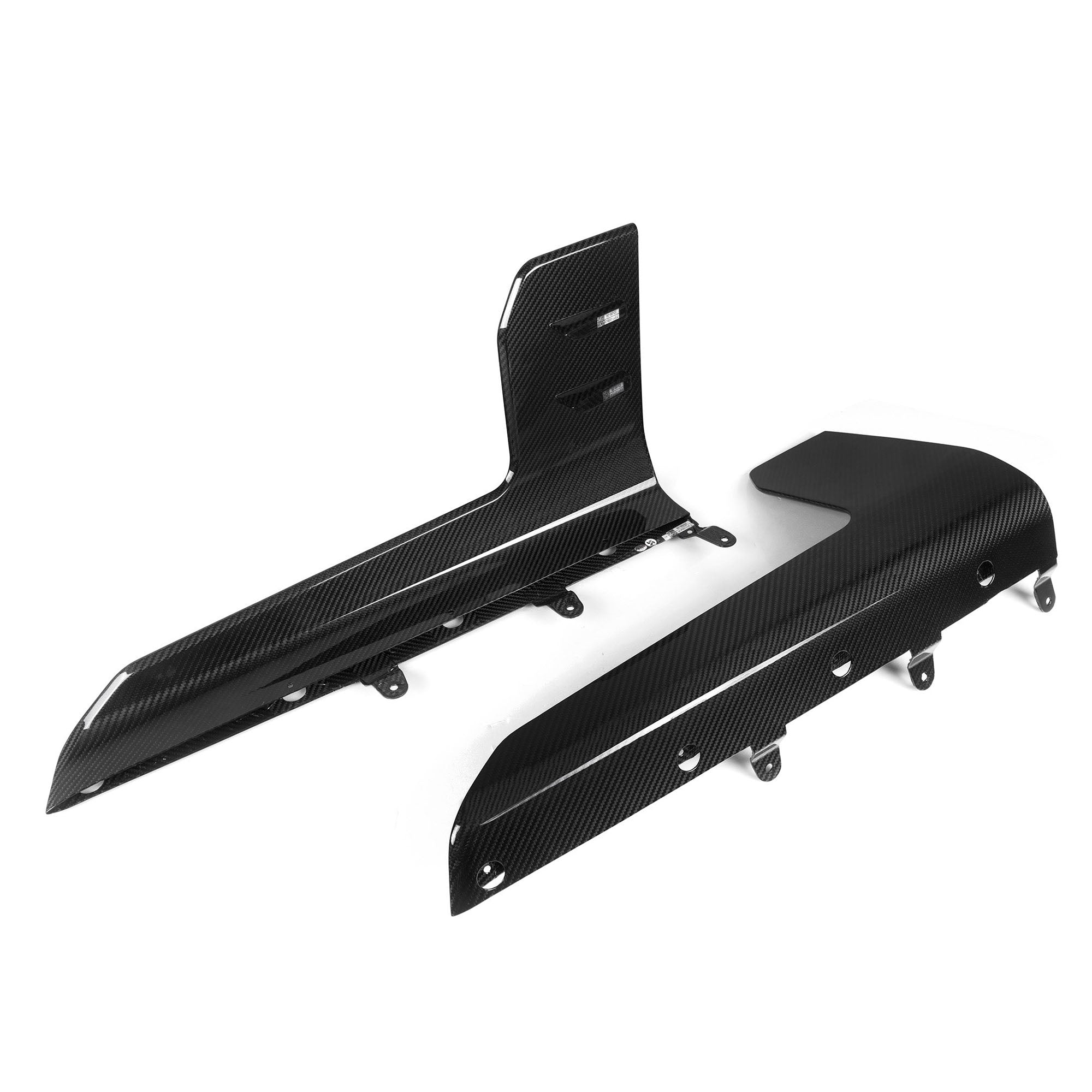 Seitenschweller Ansätze aus PrePreg Carbon für BMW M2 G87   FLOW DOWN®