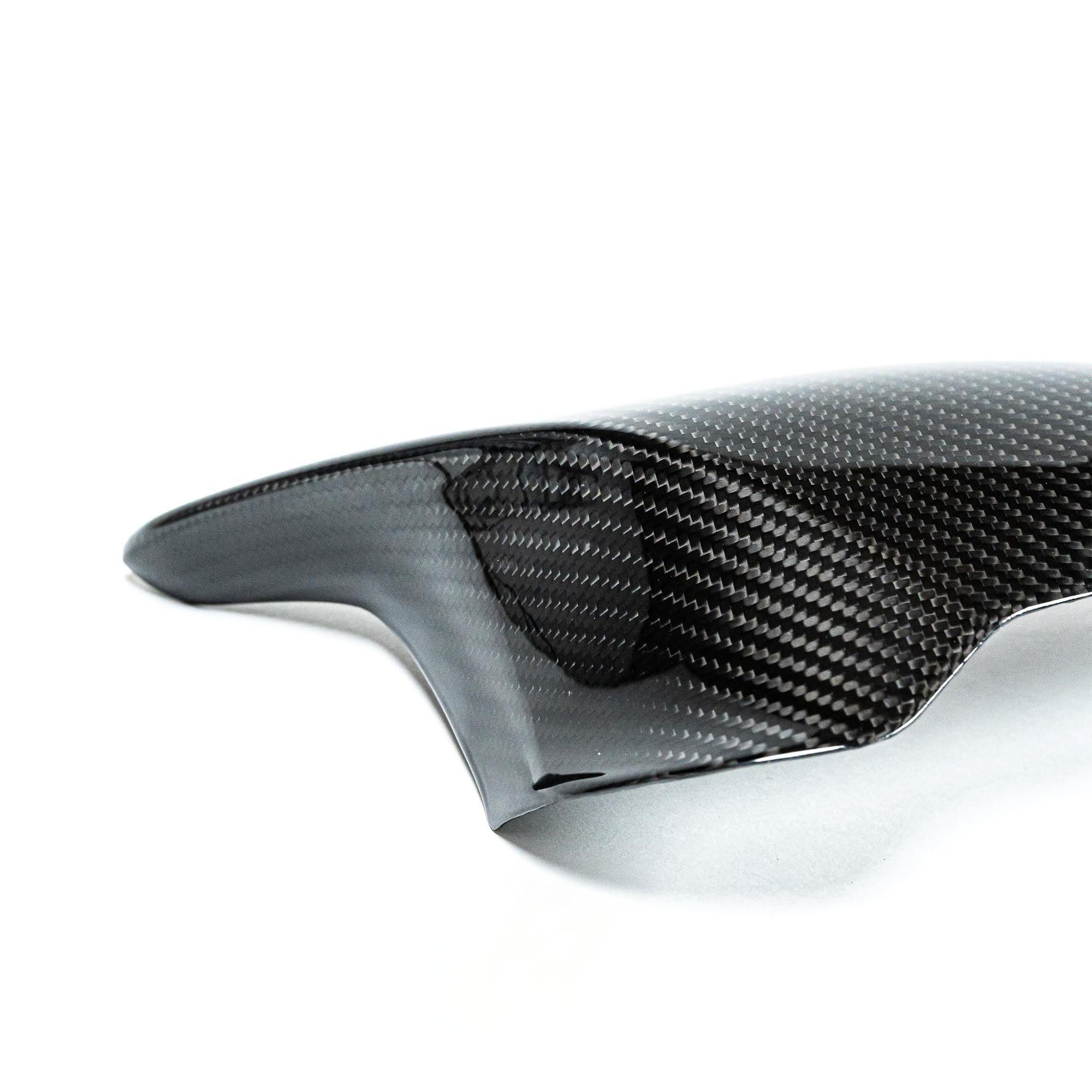 Carbon Spiegelkappen aus PrePreg für BMW M2/M3/M4 (F80/F82/F87C)   FLOW DOWN®