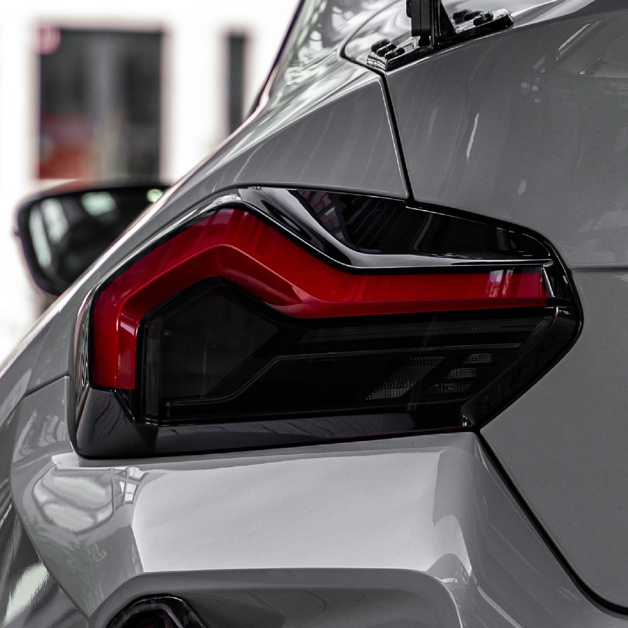 FLOW DOWN® Tönungsfolie für Rückleuchten & Reflektoren für BMW M2 G87