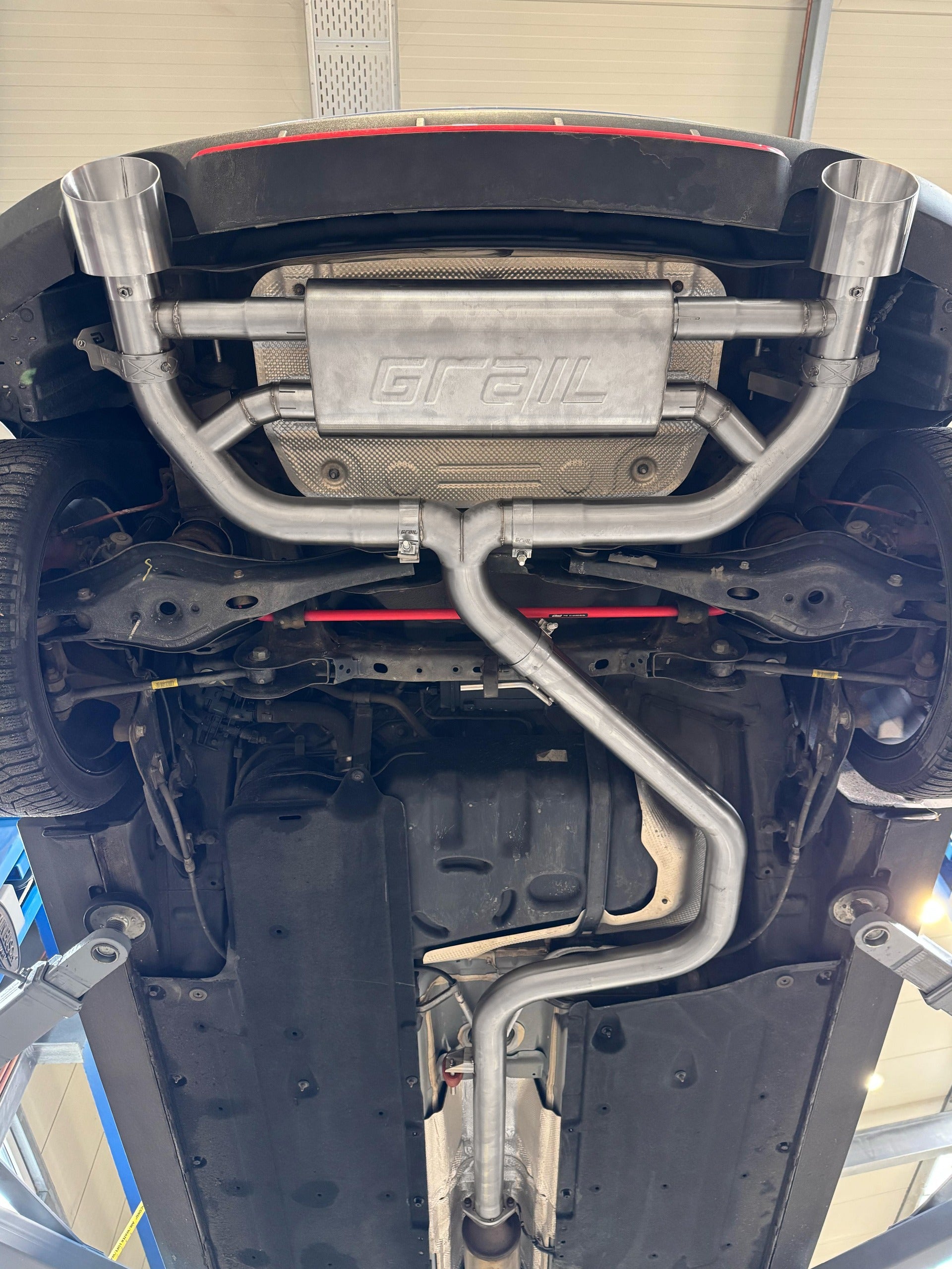 Grail exhaust system for VW Golf 8 R 