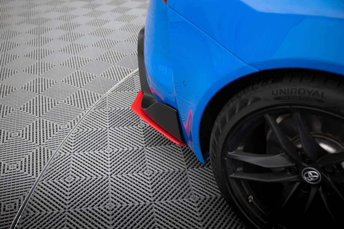 Heck Flaps V.2 Rot Hochglanz passend für Toyota Supra Mk5 seitlich