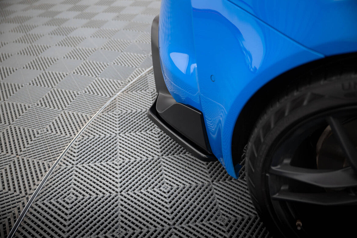 Heck Flaps V.2 Rot Hochglanz passend für Toyota Supra Mk5 Detail