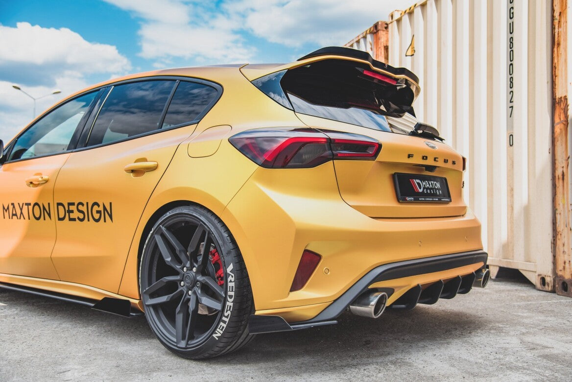 Heck Stoßstangen Flaps / Wings für Ford Focus ST Mk4