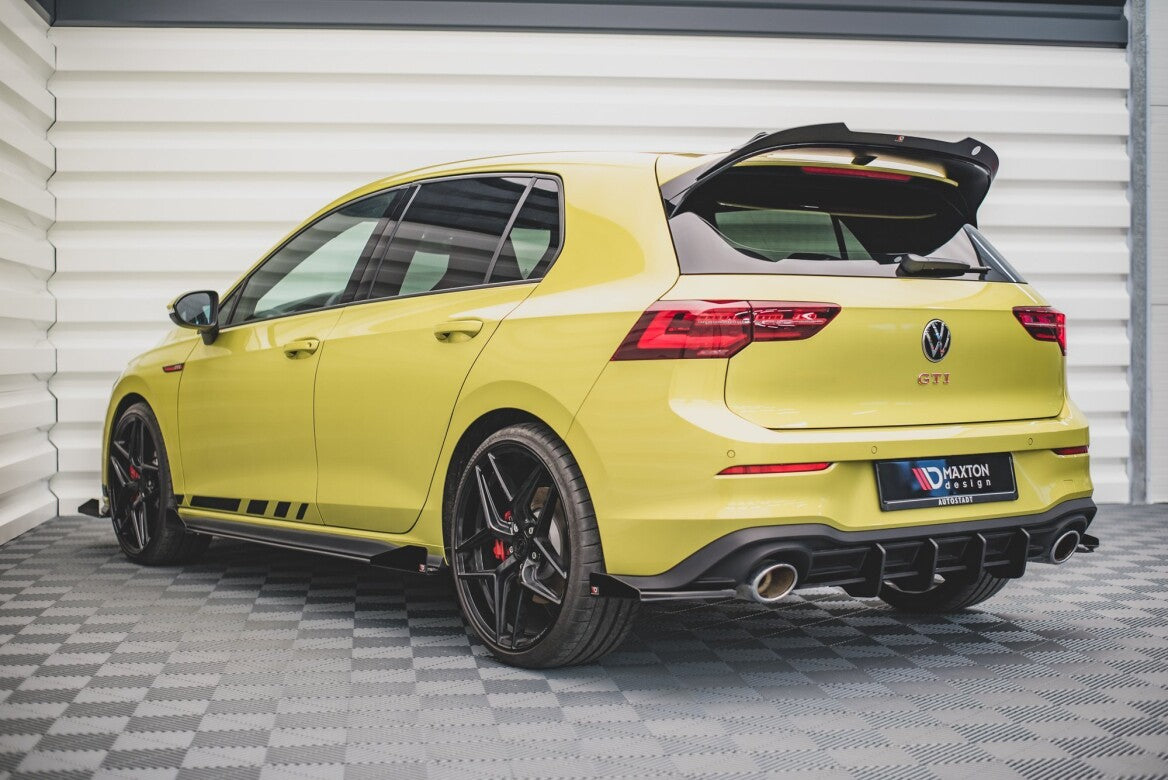 Heck Stoßstangen Flaps / Wings für VW Golf 8 GTI Clubsport