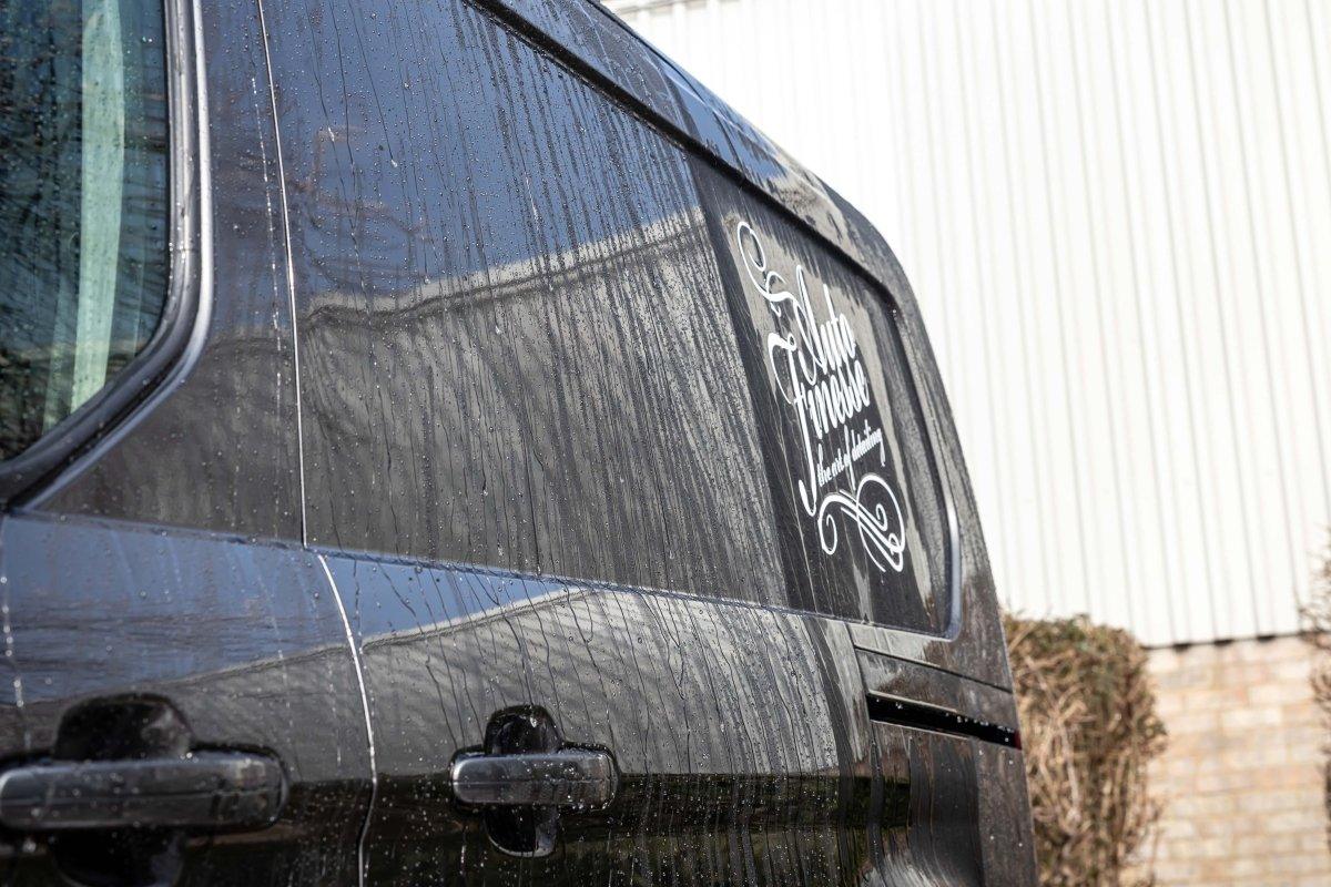 Wash 'N' Gloss   Auto Finesse