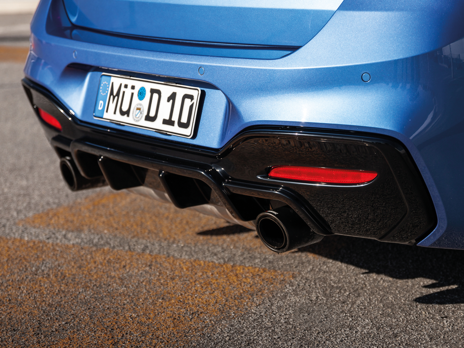Zaero Design EVO-1 Diffusor passend für BMW 1er F20 F21 M135 M140 LCI – Heckansicht