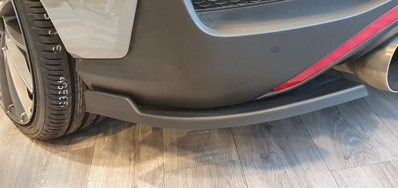 Rear apron side panels for Hyundai I30N Fastback