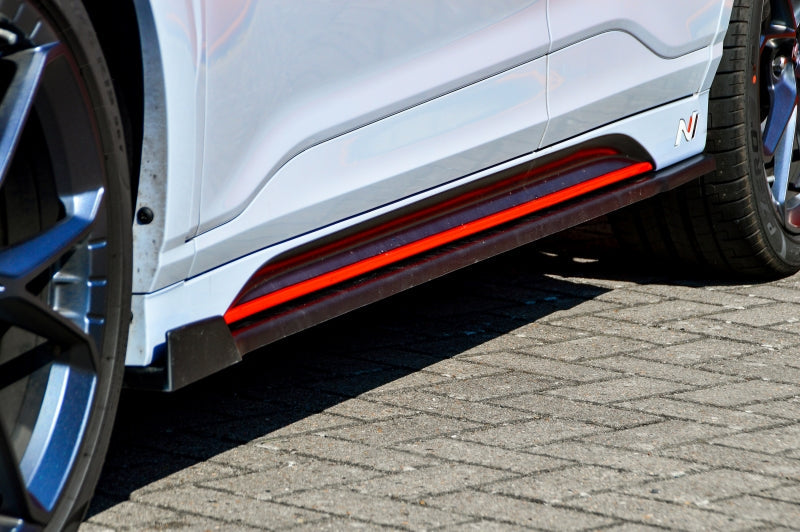 CUP side skirts with wing at the front for Hyundai Kona N