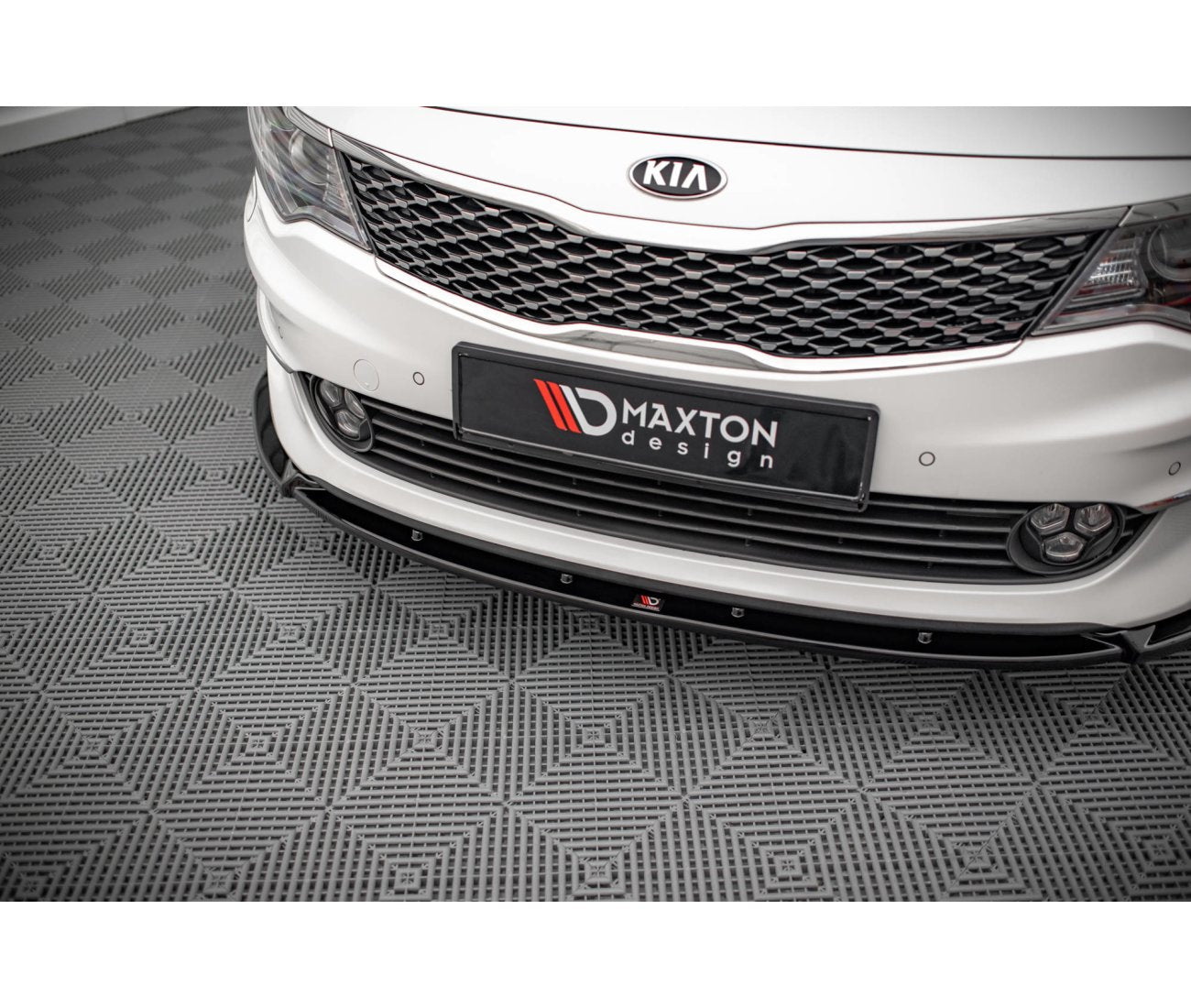 Cup spoiler lip front approach V.1 for Kia Optima