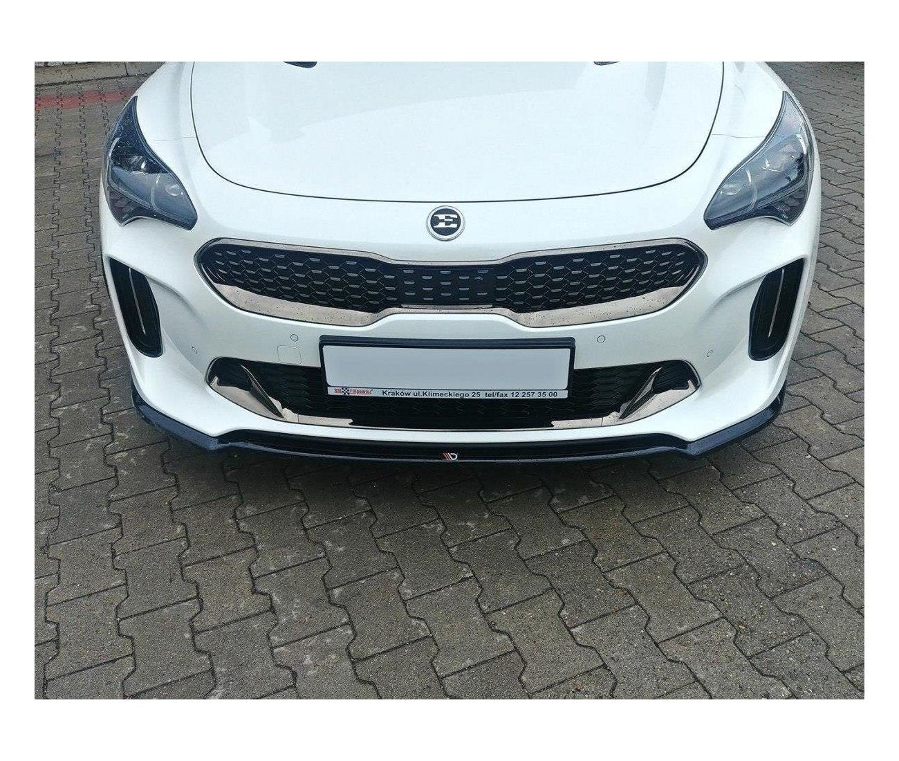 Cup spoiler lip front approach V.1 for Kia Stinger GT